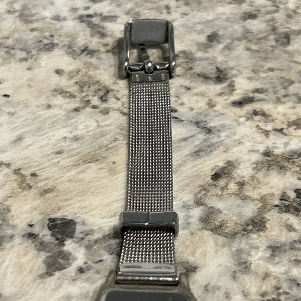 Calvin Klein Watch Color Changing Dial Silver Tone Needs Battery‎ E2
